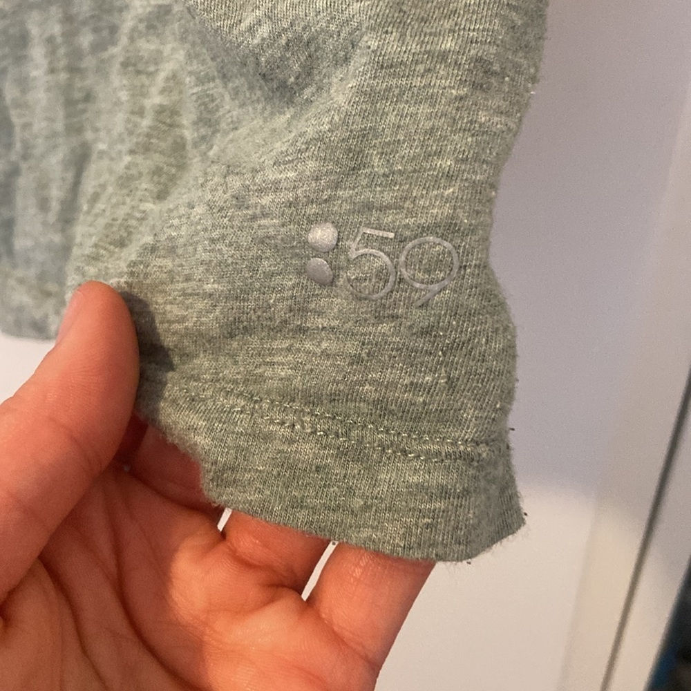 Splits59 workout tank top - Picture 4 of 6